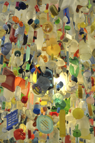 Tide Chandelier van Stuart Haygarth